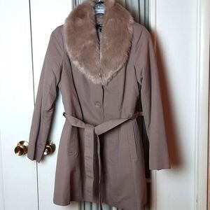 Dennis Basso Womans Tan  Coat /W‎ FurCollar XS NWT